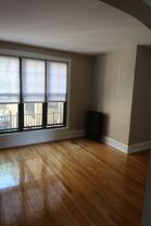 6372 N Hermitage Ave - Photo 1 of 1