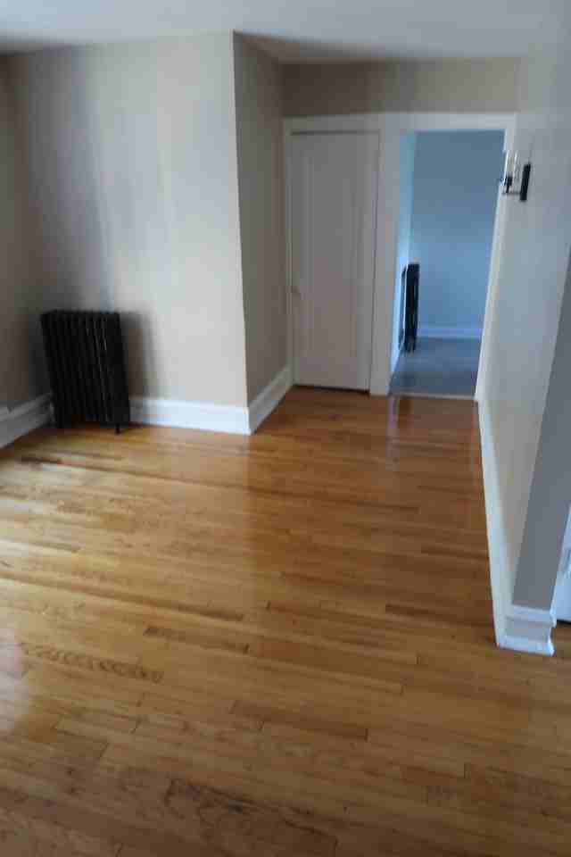 6372 N Hermitage Ave - Photo 5 of 8