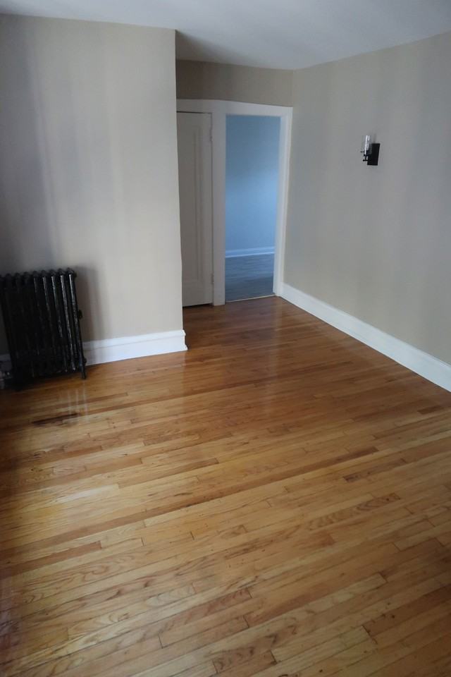 6372 N Hermitage Ave - Photo 6 of 8