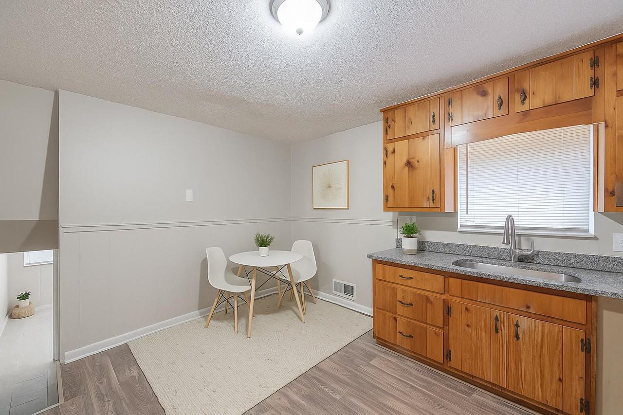 Canaan Dr Se - Photo 2 of 5