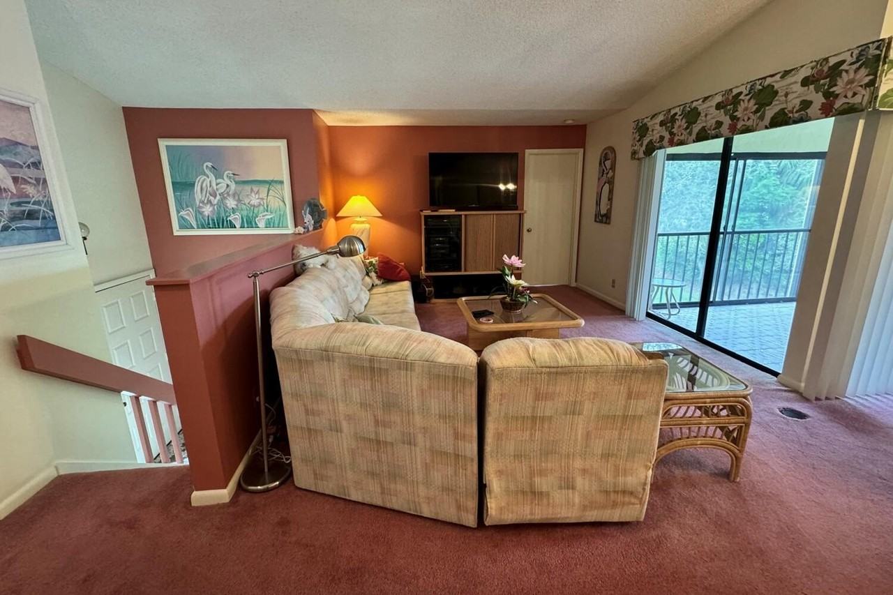 3991 Sw Greenwood Way #I - Photo 4 of 15