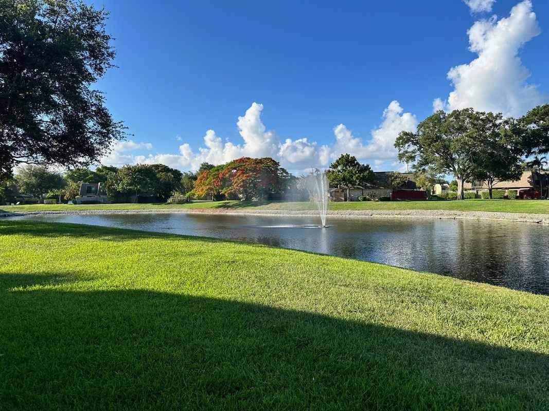 2903 Sw 22nd Cir ##43b - Photo 2 of 30