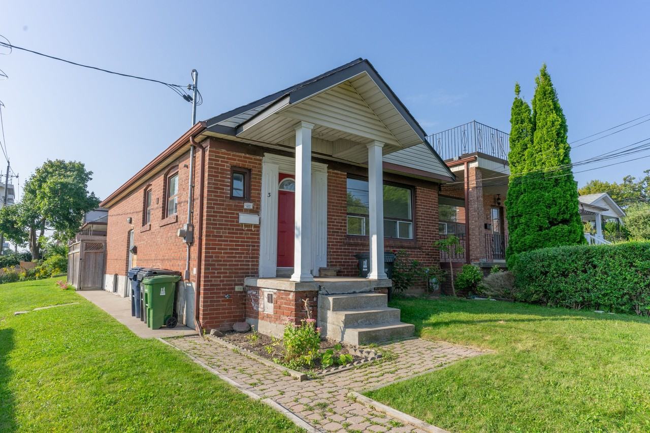 3 Venn Cres Lowr - Photo 2 of 9