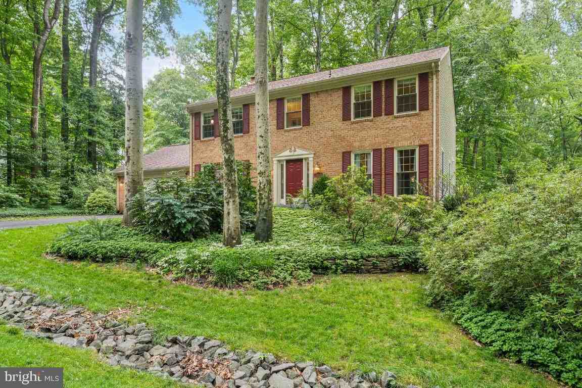 11809 Grenadier Ct - Photo 3 of 26