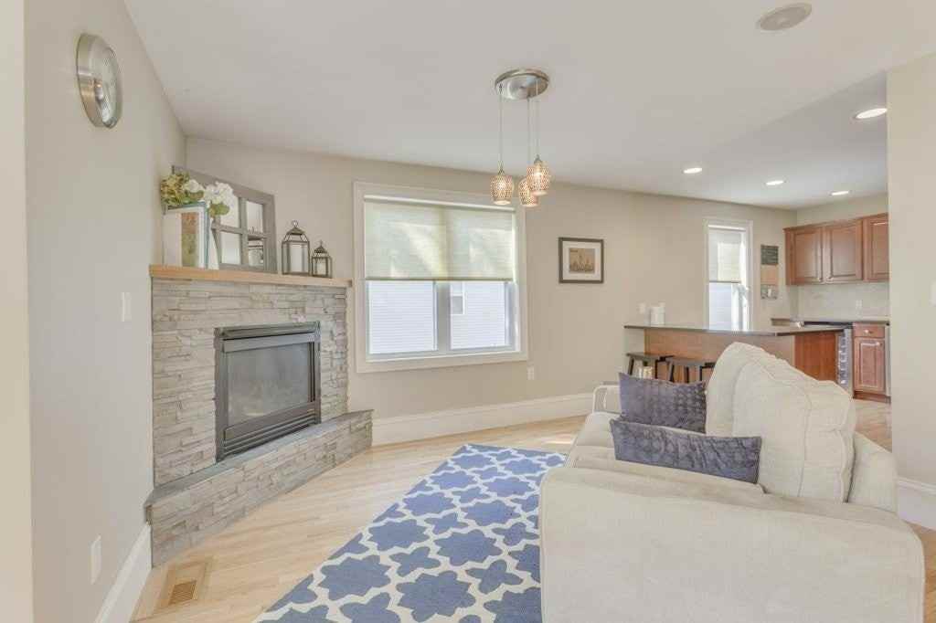 13 Downer Ct - Photo 4 of 23