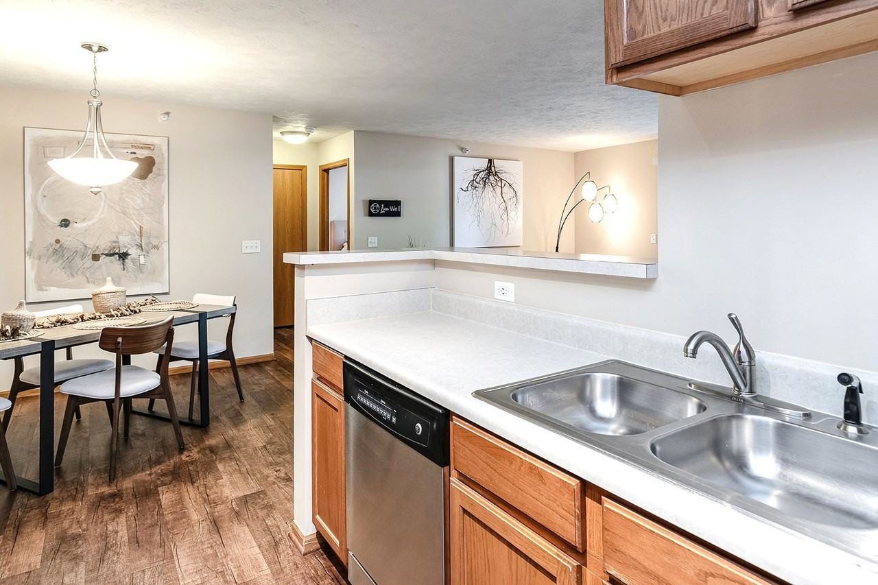 Tiburon View Apartments - Photo 7 of 25