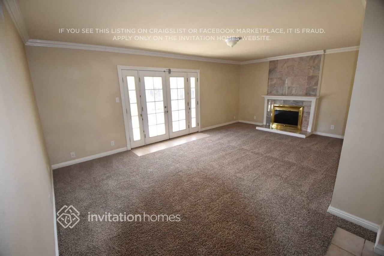 4200 Hines Ave - Photo 2 of 12