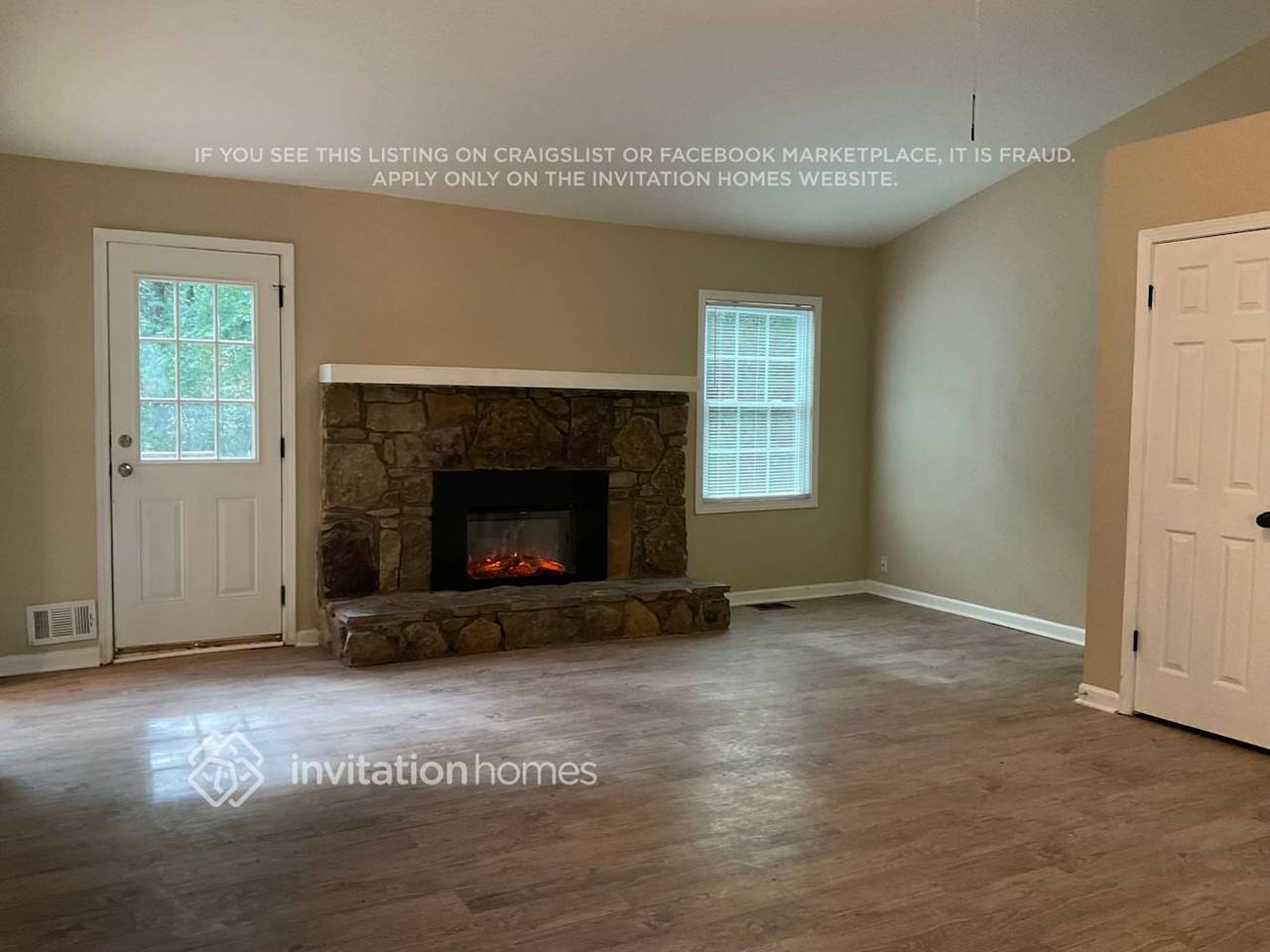 2057 Kinridge Ct - Photo 6 of 15