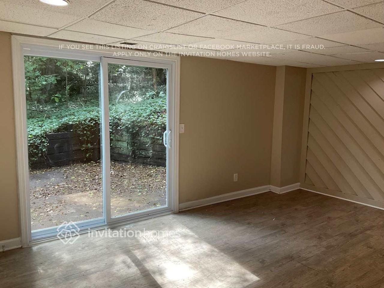 2057 Kinridge Ct - Photo 7 of 15