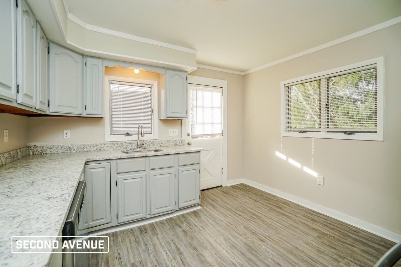 241 Allegheny Ave - Photo 2 of 16