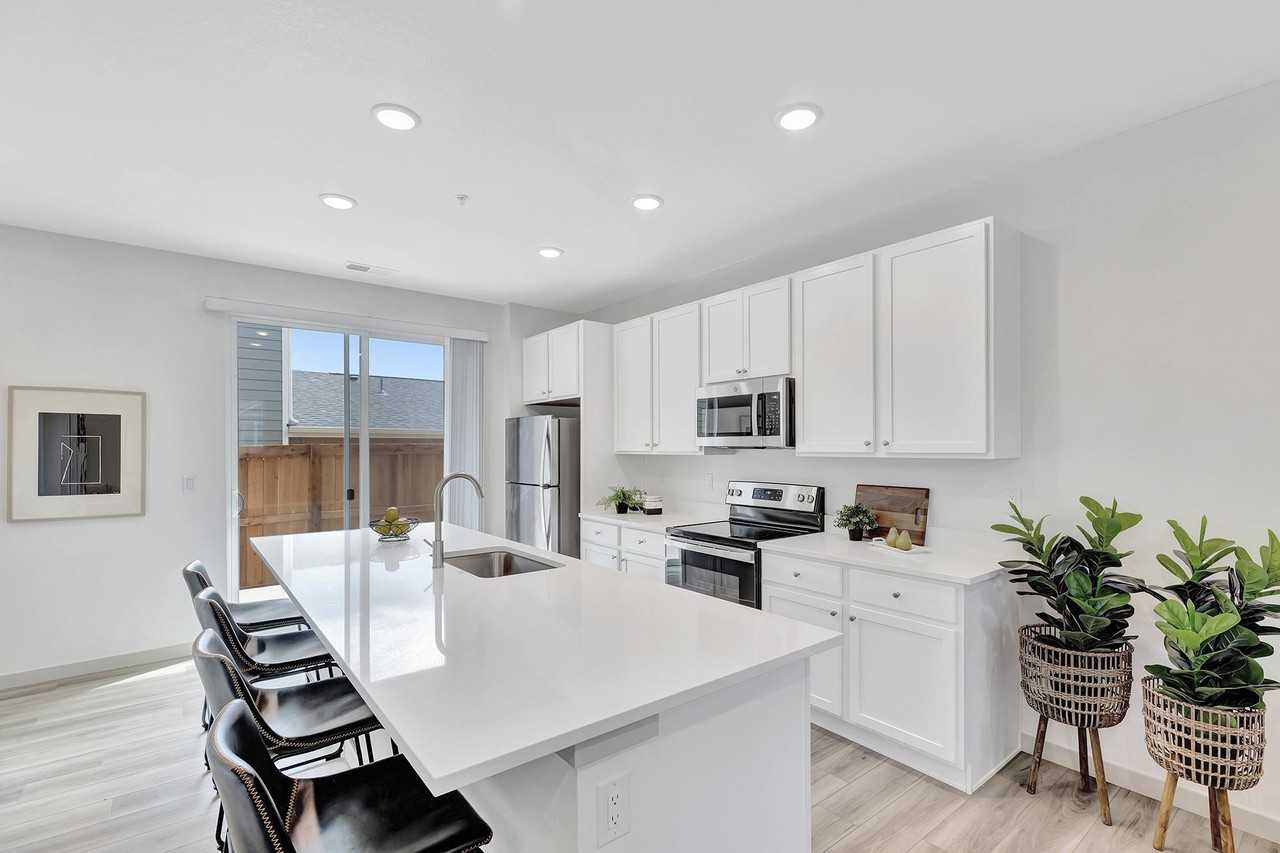 Arrive Longmont - Photo 3 of 50