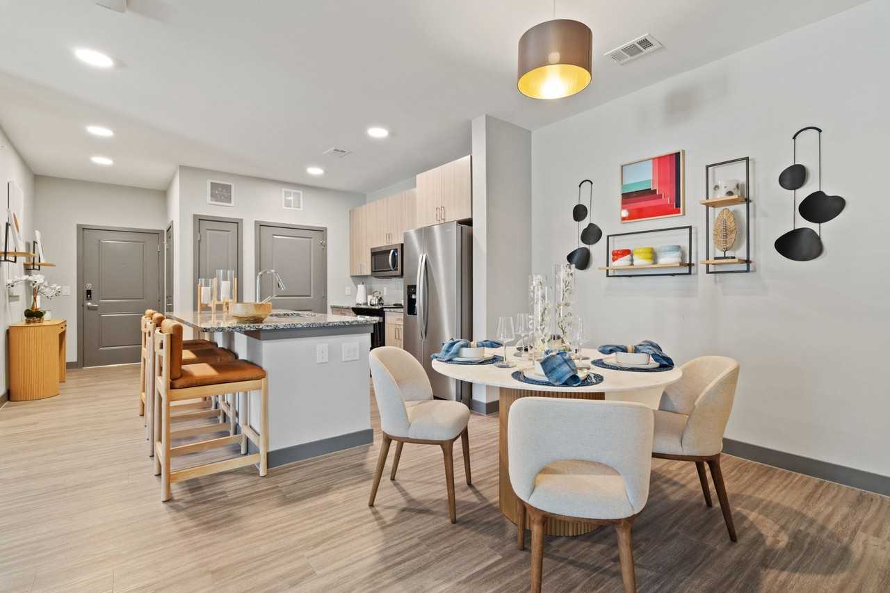 Haven at Treeline - Photo 5 of 43