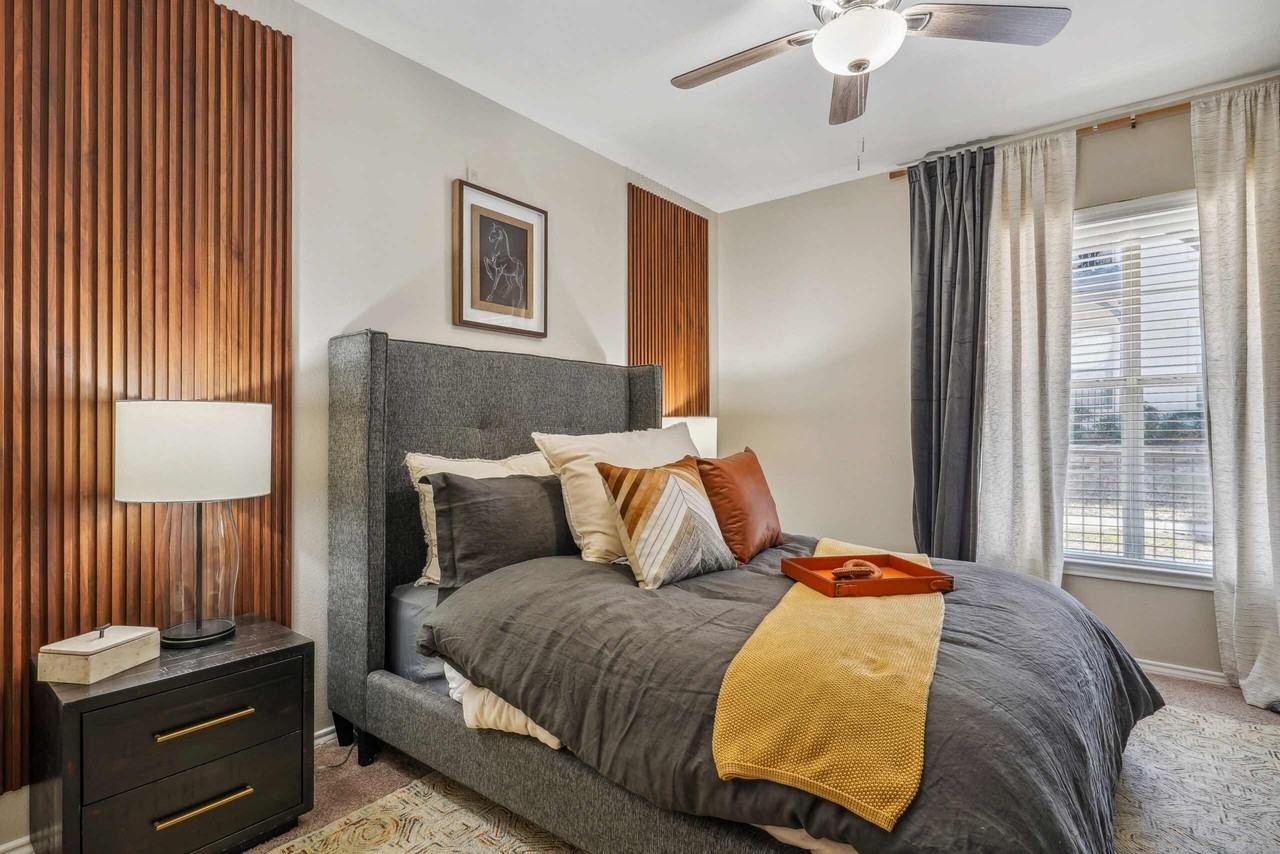 The Vine South - Photo 7 of 51