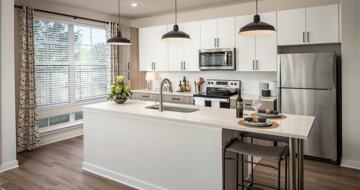 featured image of 2048 Bolton Dr Nw