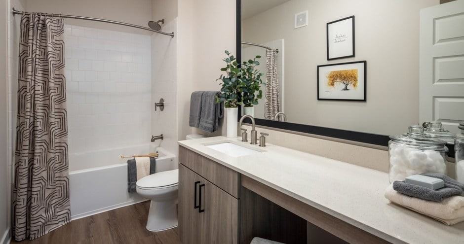 Vue at The Quarter - Photo 7 of 35