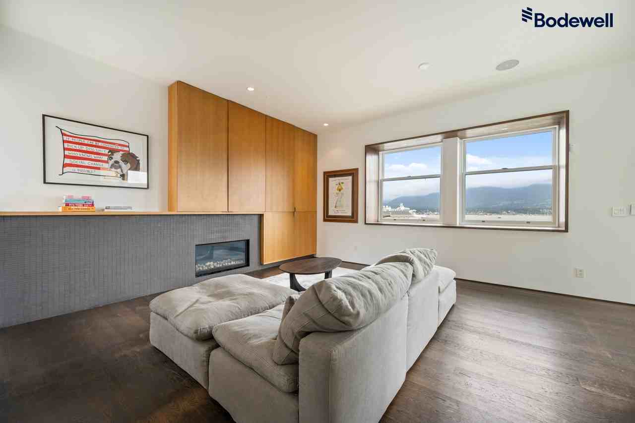 Abbott Place - Photo 2 of 27