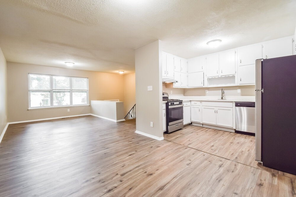 1485 Sunset Way - Photo 6 of 17