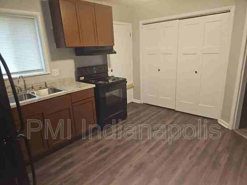 3243 Guilford Ave - Photo 3 of 19