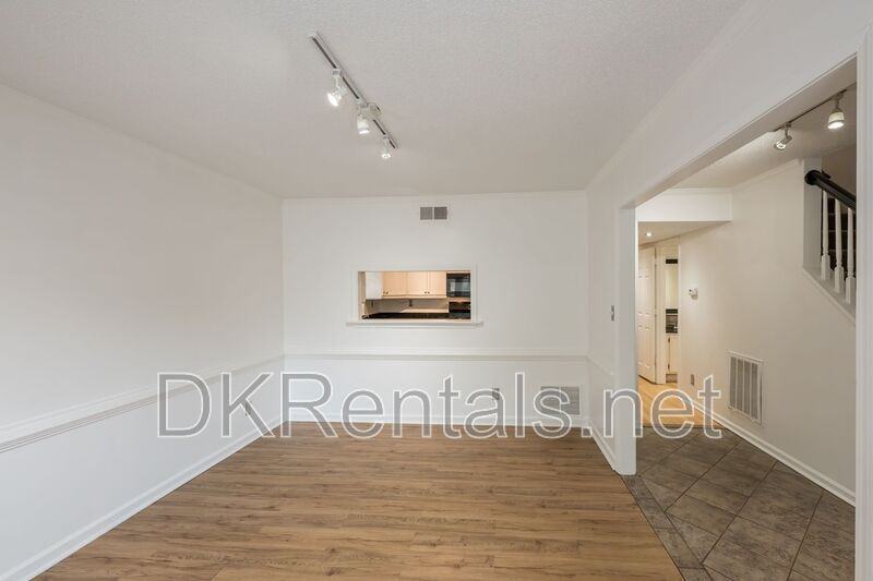 9070 Cobbler Ct - Photo 5 of 29