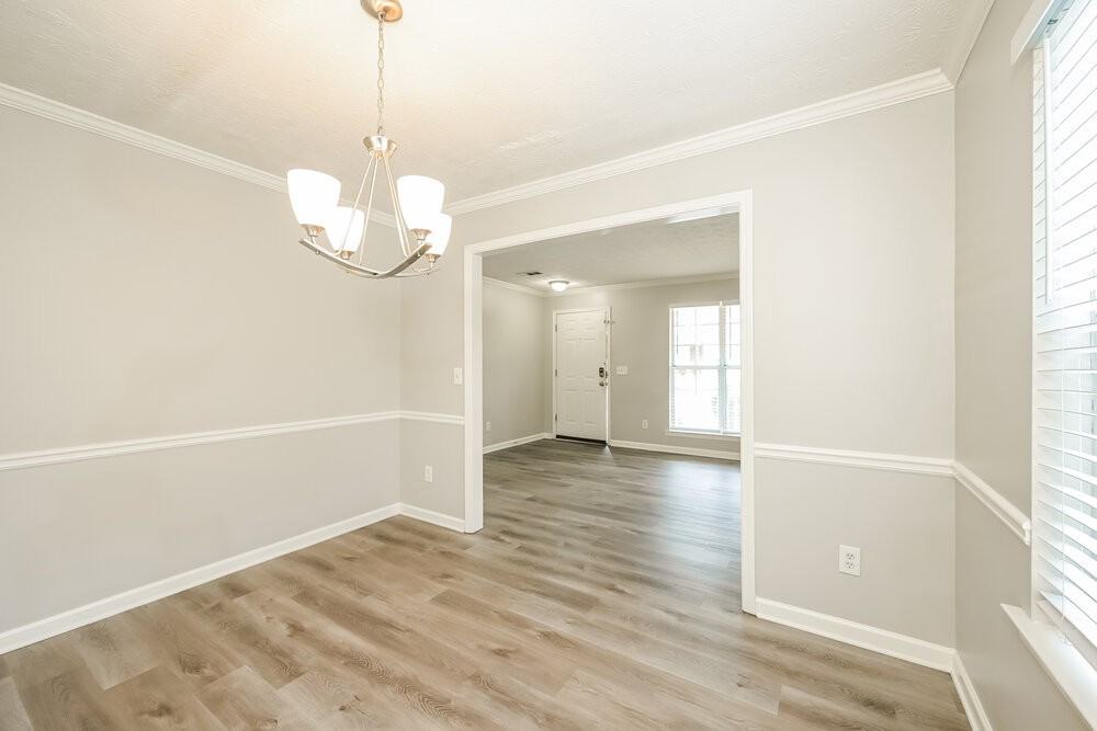 2092 Wedgewood Dr - Photo 6 of 17