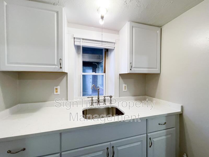 65 Broadway - Photo 3 of 7