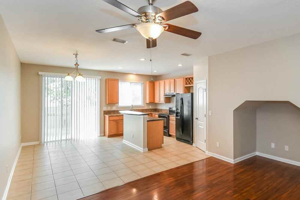 2326 Sunset Bluff Dr - Photo 6 of 17