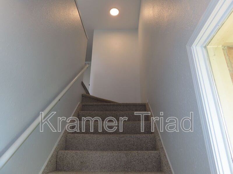 19140 Northridge Dr - Photo 3 of 31