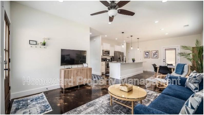 910 W Johnson St - Photo 3 of 38