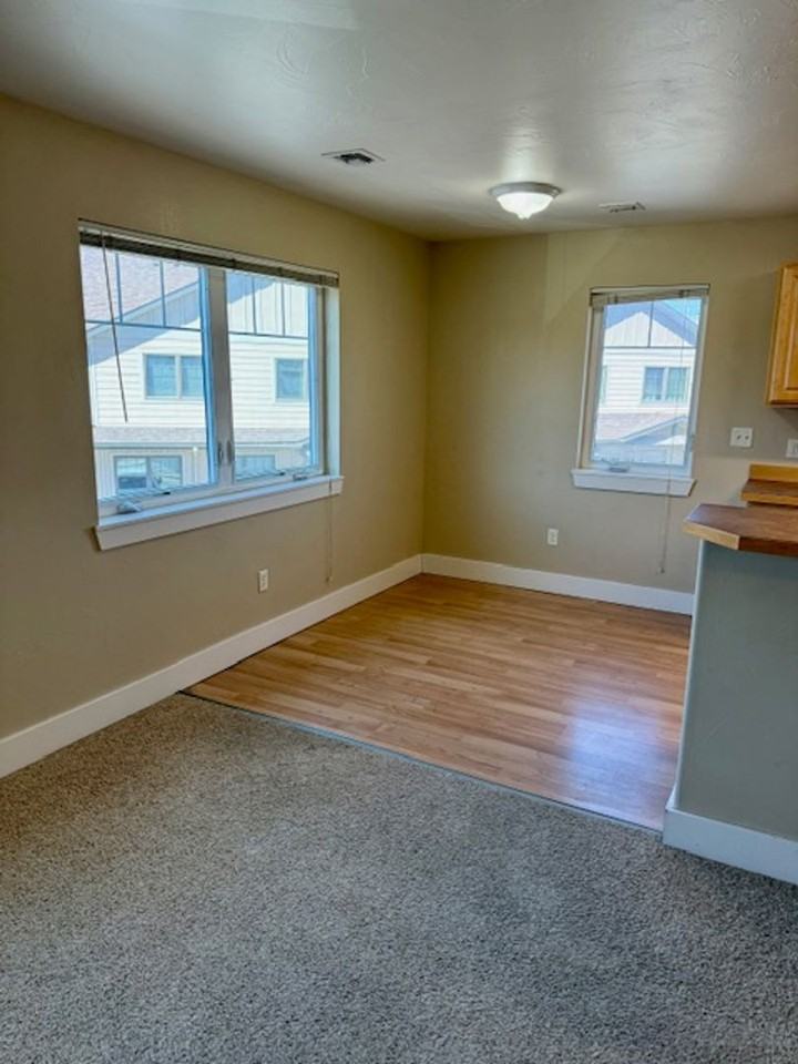 2123 Durston Rd - Photo 4 of 29