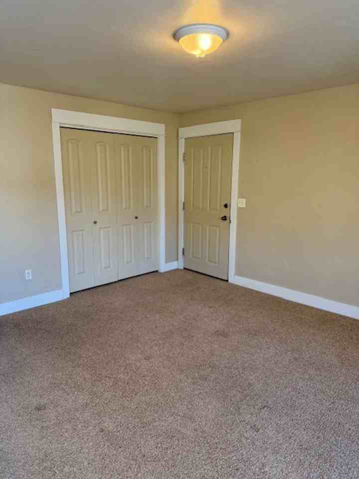 2123 Durston Rd - Photo 7 of 29