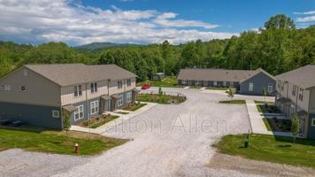 featured image of 21 Catawba Valley Ct #3