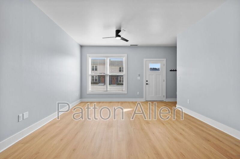 21 Catawba Valley Ct #3 - Photo 3 of 20