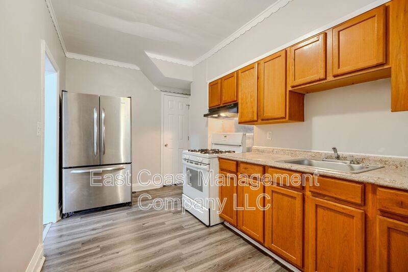 2525 Boarman Ave - Photo 2 of 29