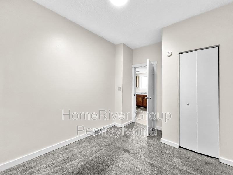 436 Connecticut Ave - Photo 3 of 17