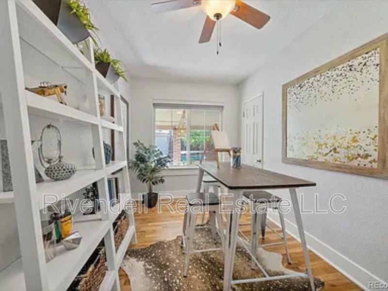 5046 Meade St - Photo 3 of 21