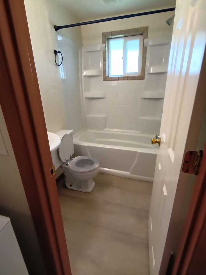 50 SE Pasek #2 - Photo 2 of 10