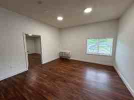 featured image of 201 Sewanee St