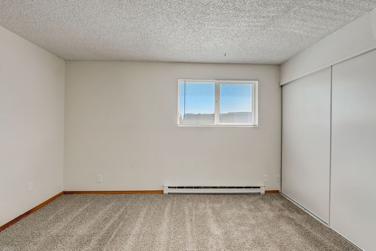 Brentwood Apartments - Photo 7 of 16