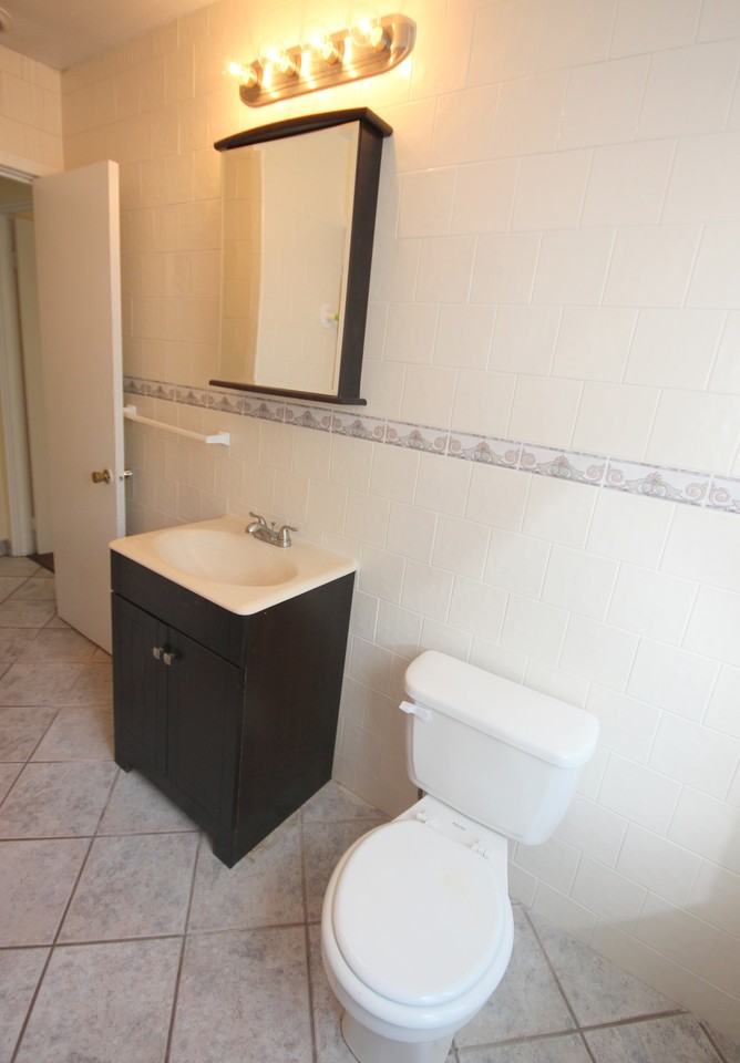 DITHRIDGE STREET -- 079 - Photo 4 of 17