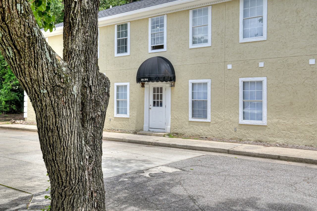 Court Yard at Rocky Creek - Photo 6 of 27