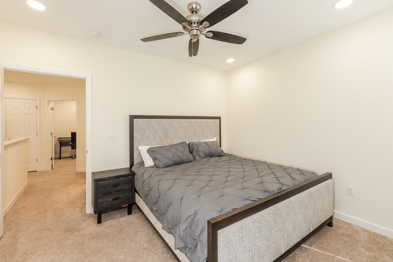 Fairlane Town Homes - Photo 4 of 19