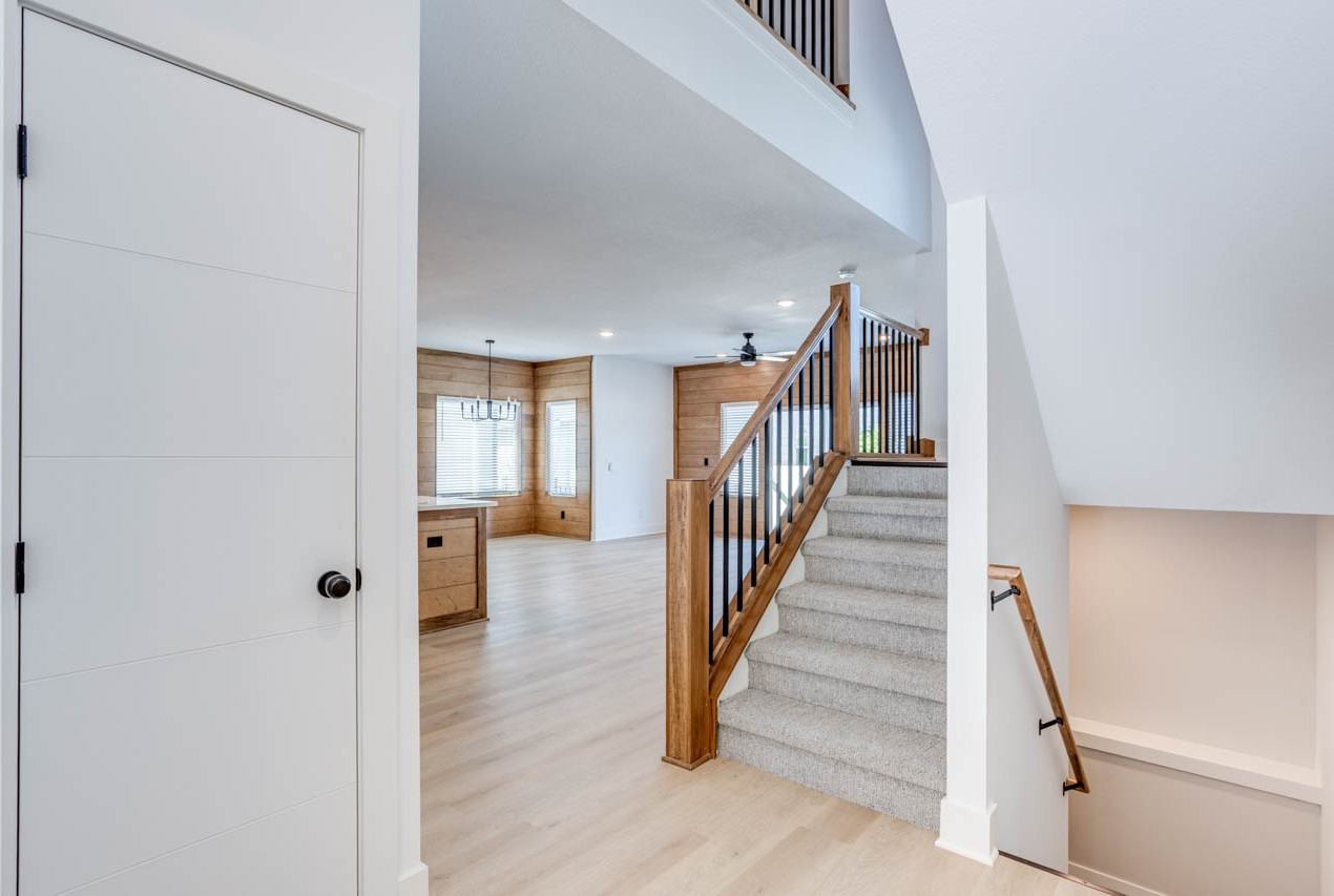 8449 West 37th Court North - Photo 4 of 30