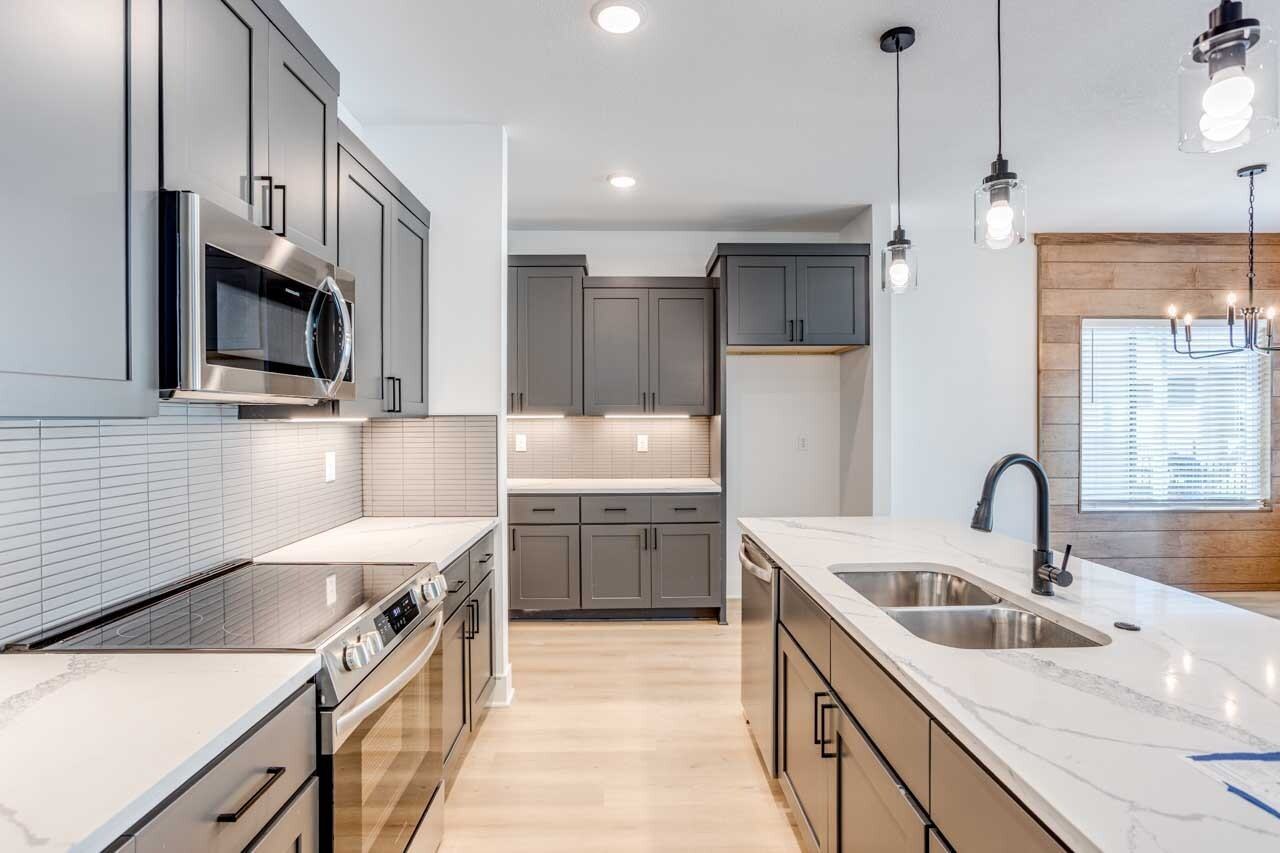 8449 West 37th Court North - Photo 5 of 30