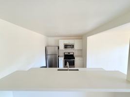 featured image of 1625 Laguna St