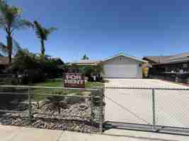 featured image of 744 W Buena Vista Ave