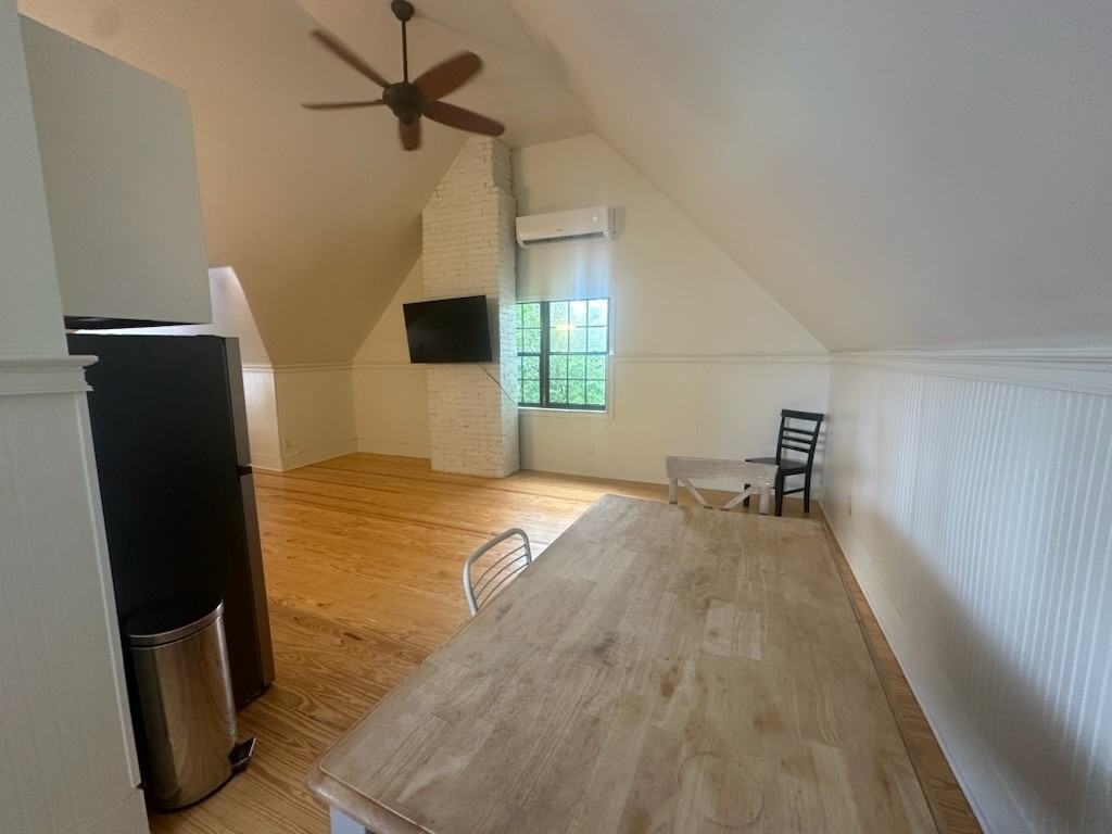 Grant Street 1113 Apt. C - Photo 3 of 8