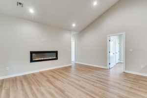 featured image of 816 Fox Ridge St
