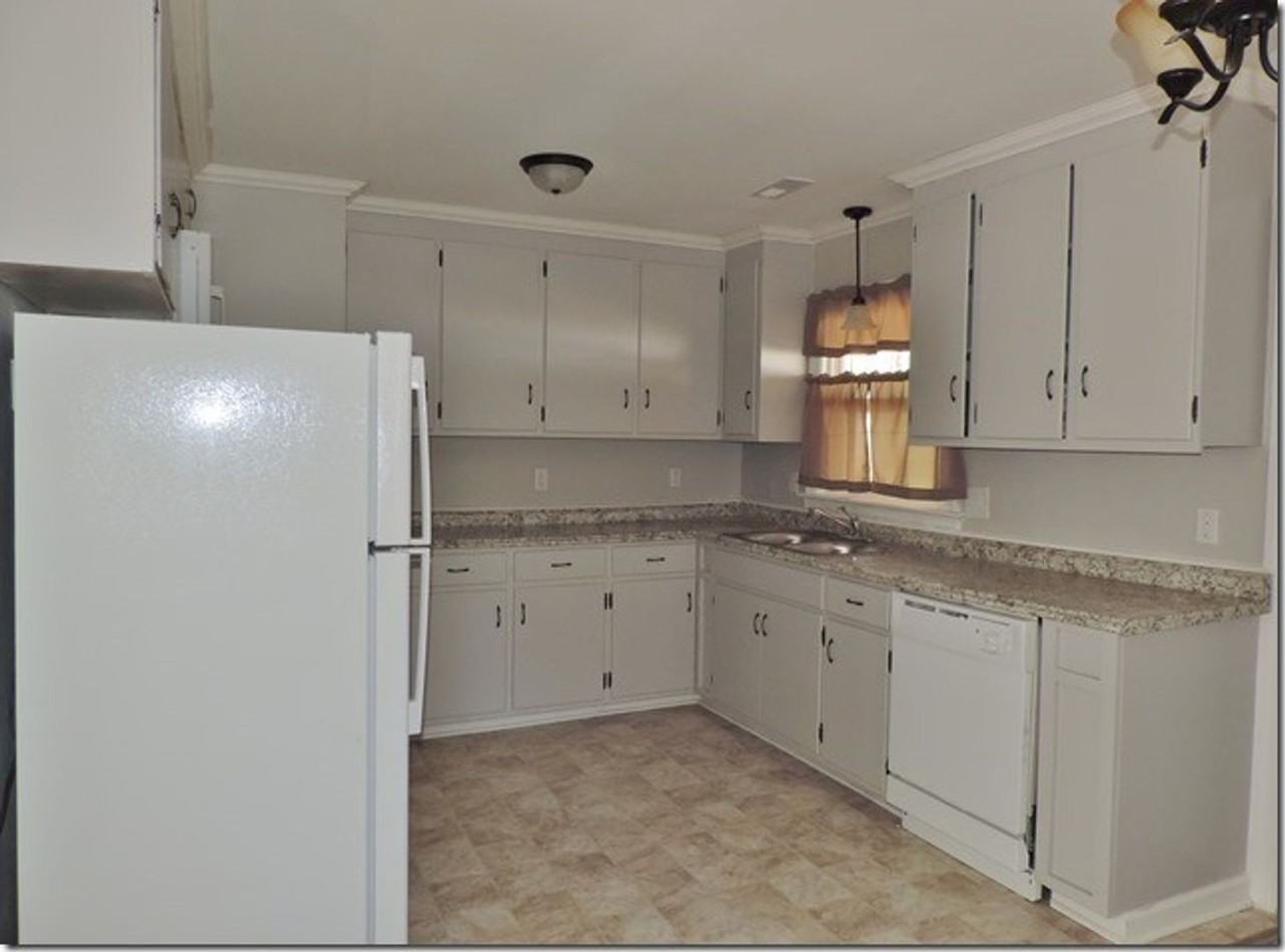 310 Forrest Rd W - Photo 2 of 21