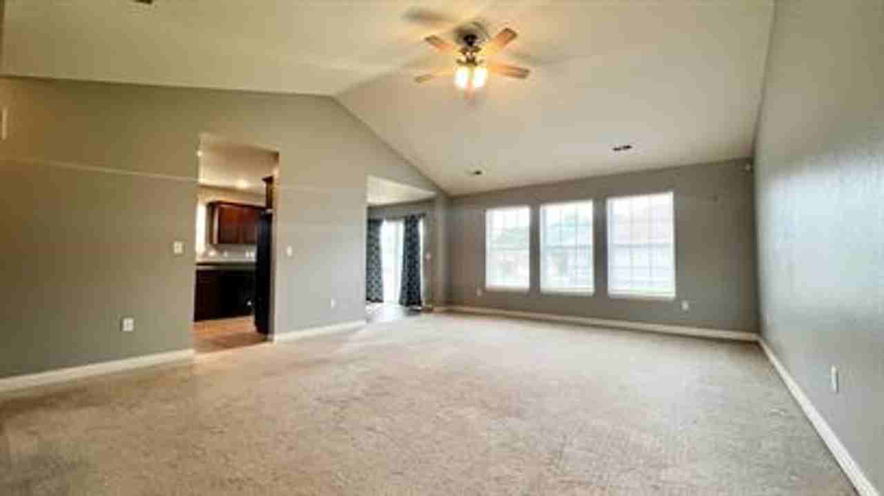 138 Kale Ct - Photo 2 of 17