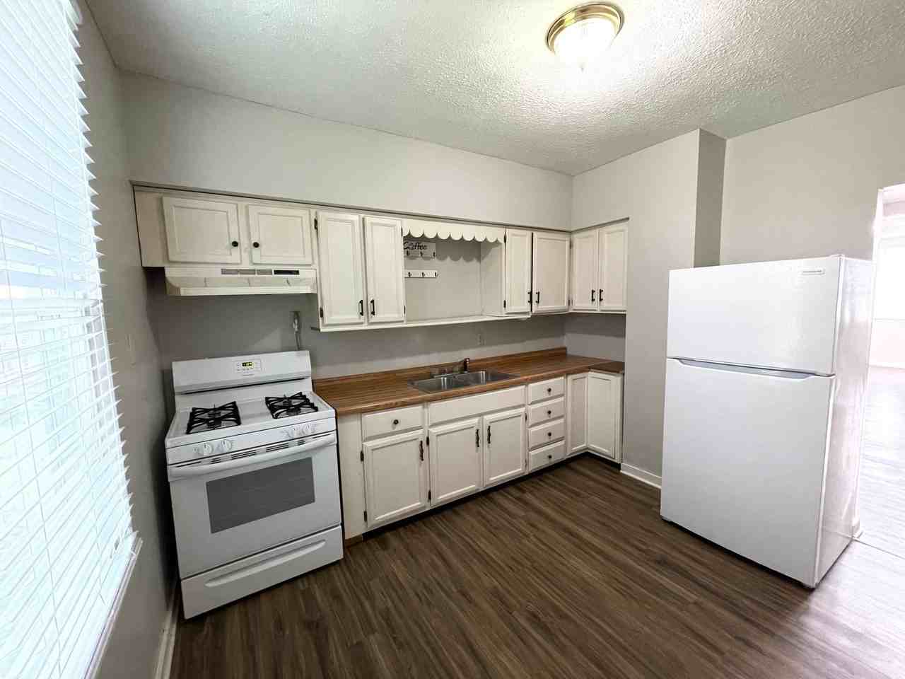 1734 N 13th St - Photo 2 of 19